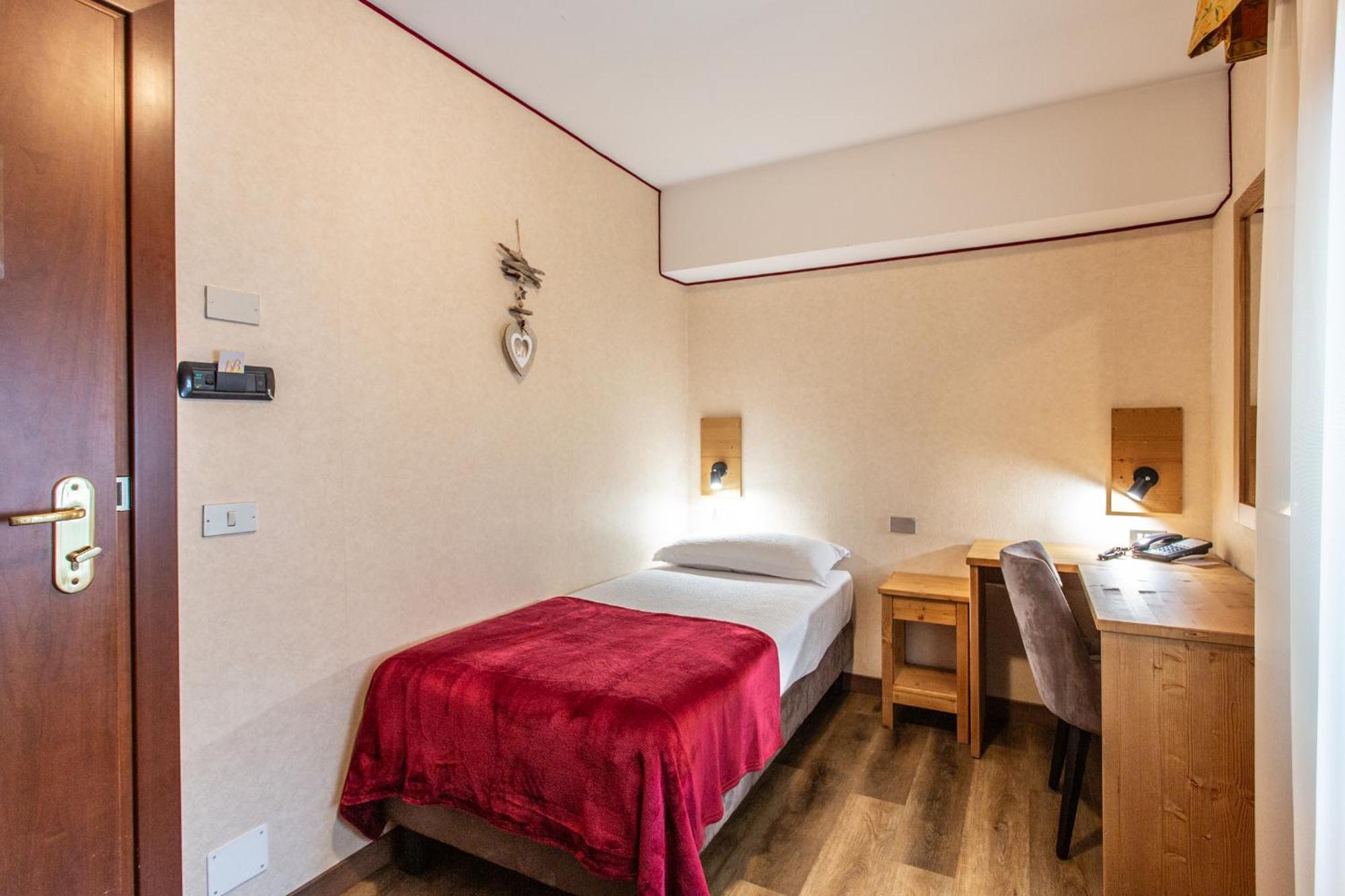Hotel Bijou Валтурненче Екстериор снимка