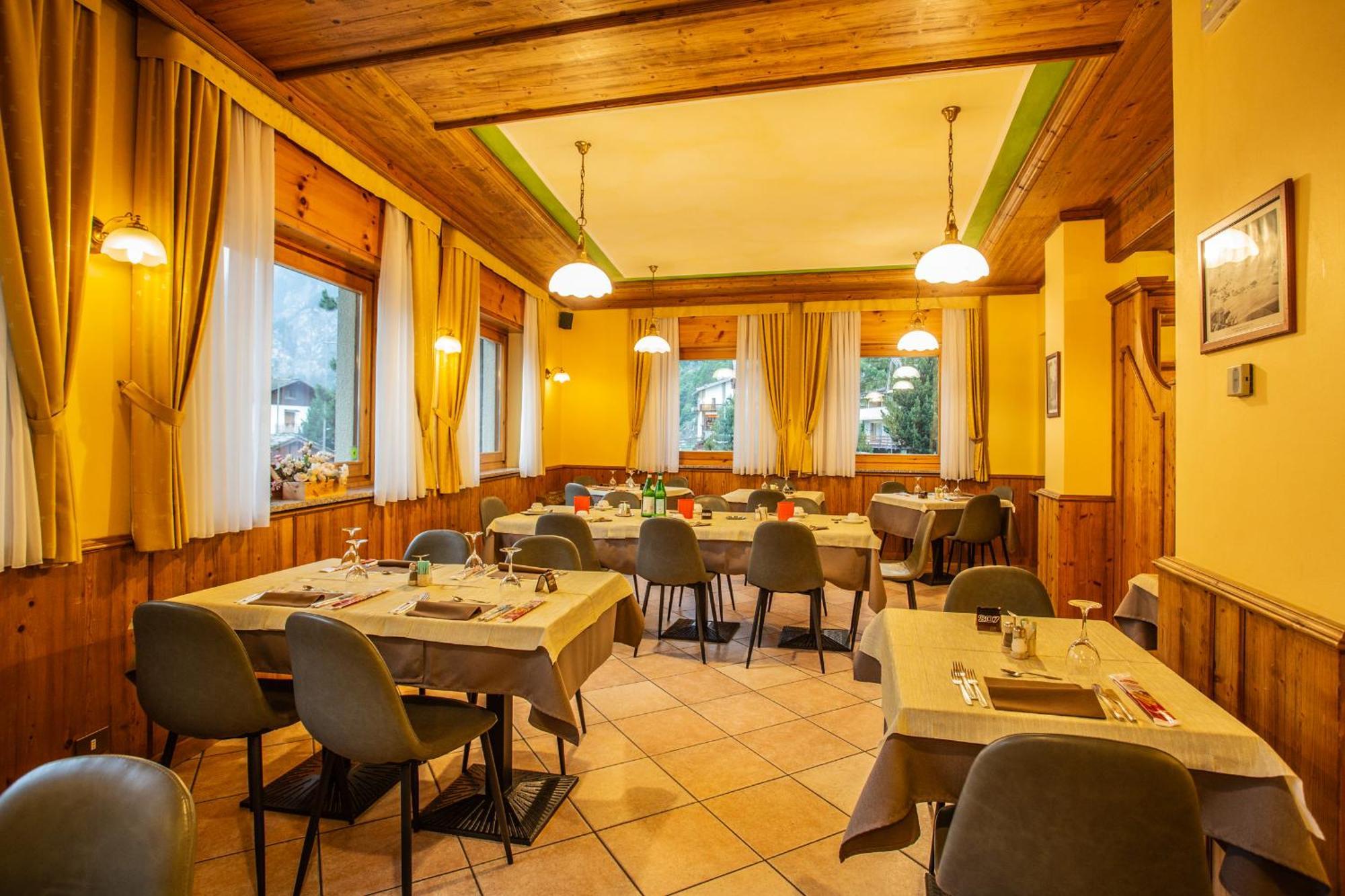 Hotel Bijou Валтурненче Екстериор снимка