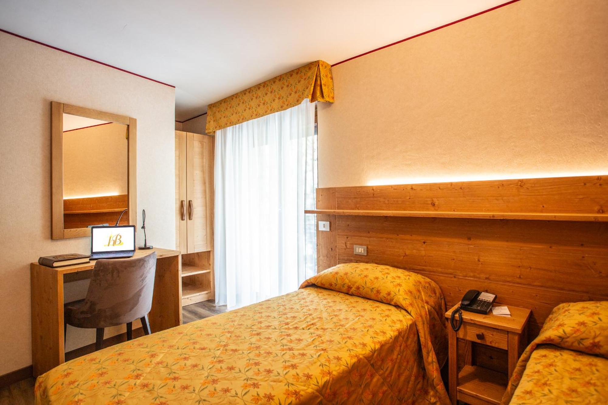 Hotel Bijou Валтурненче Екстериор снимка